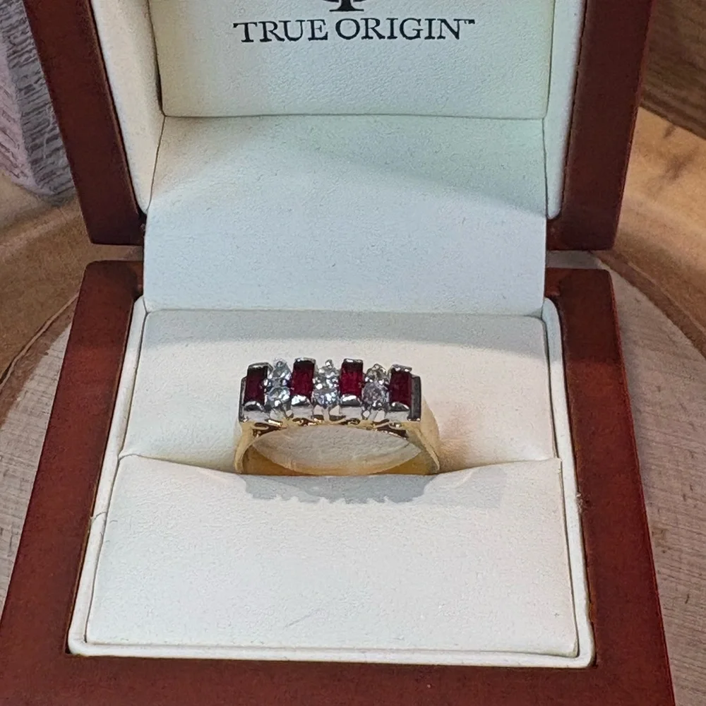14K GF Red Gemstone Ring ❤️